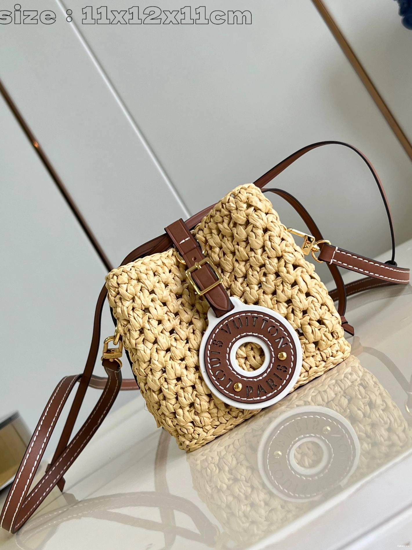 PURSE NOÉ VUITTON LOUIS 0822